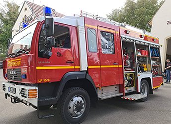 Früchtchen besuchen die freiwillige Feuerwehr in Ockerwitz